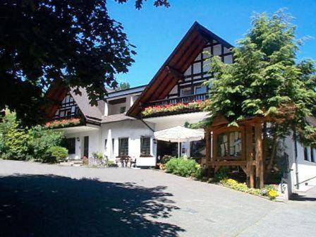 Landhaus Im Grund เลนเนชตัดท์ ภายนอก รูปภาพ